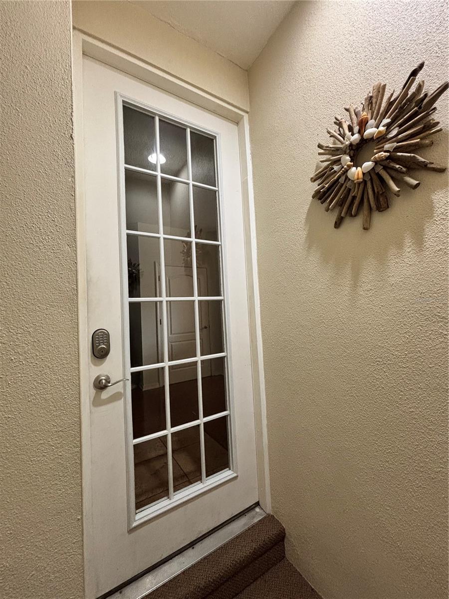 Image 10 of 46 For 5633 Blackfin Drive