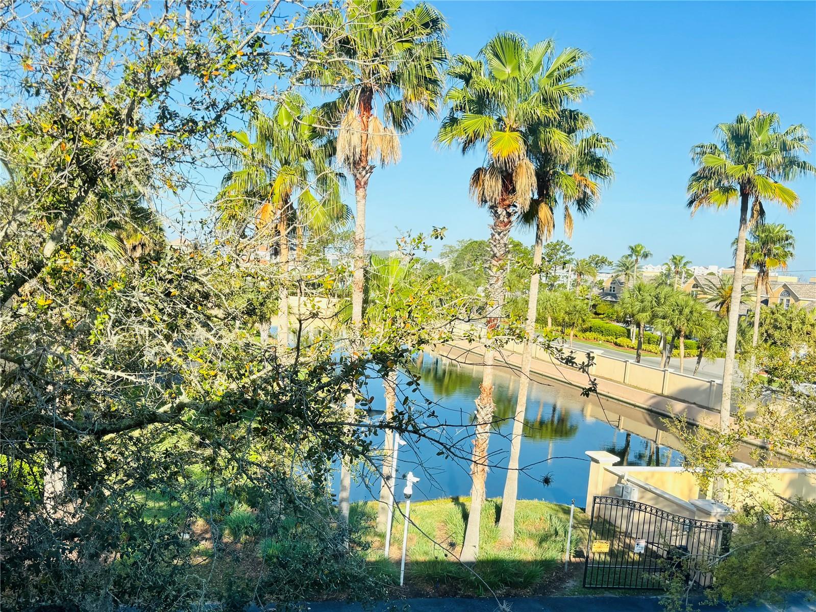 Image 25 of 46 For 5633 Blackfin Drive