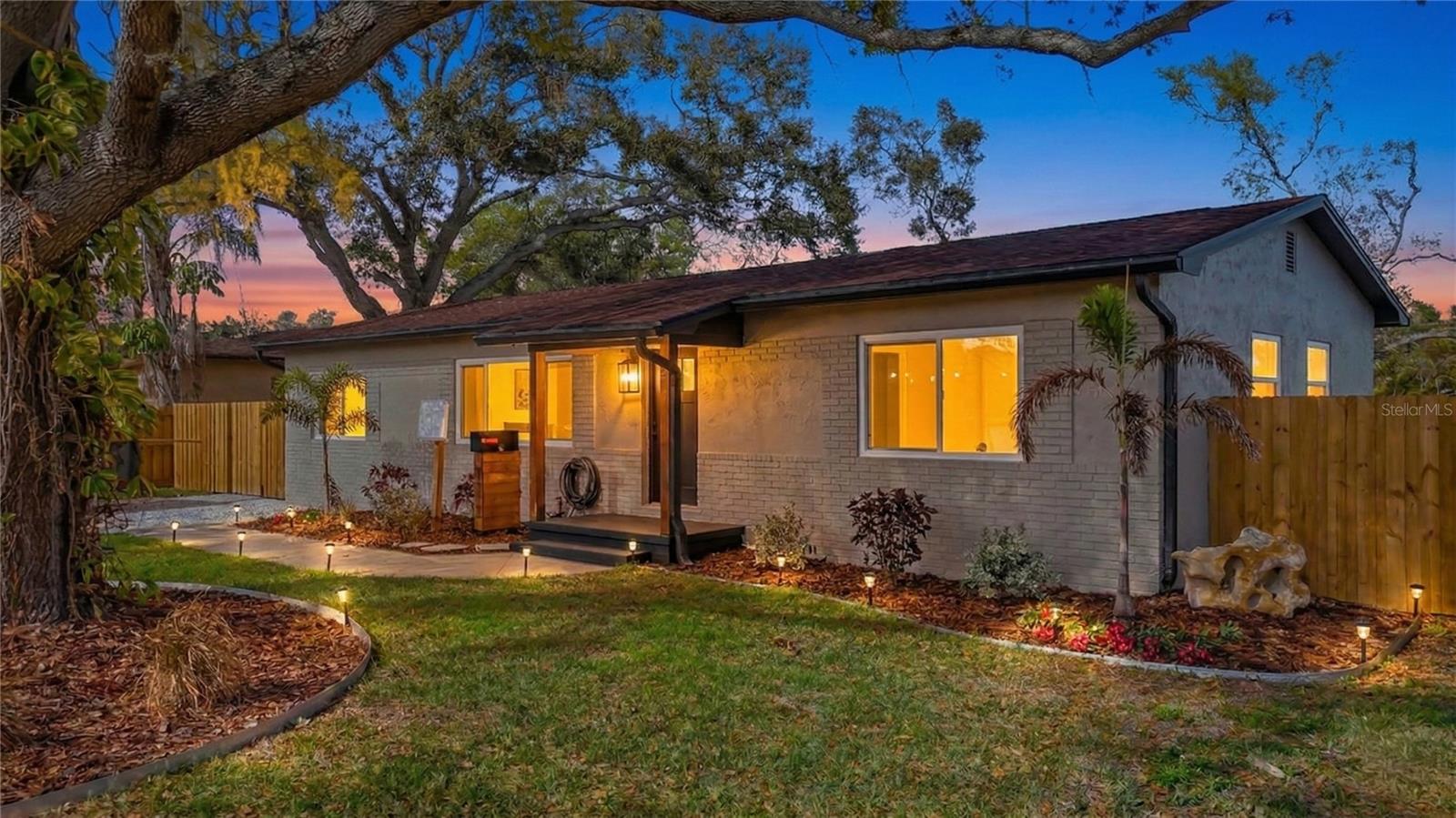 Details for 2335 Murilla Way S, ST PETERSBURG, FL 33712