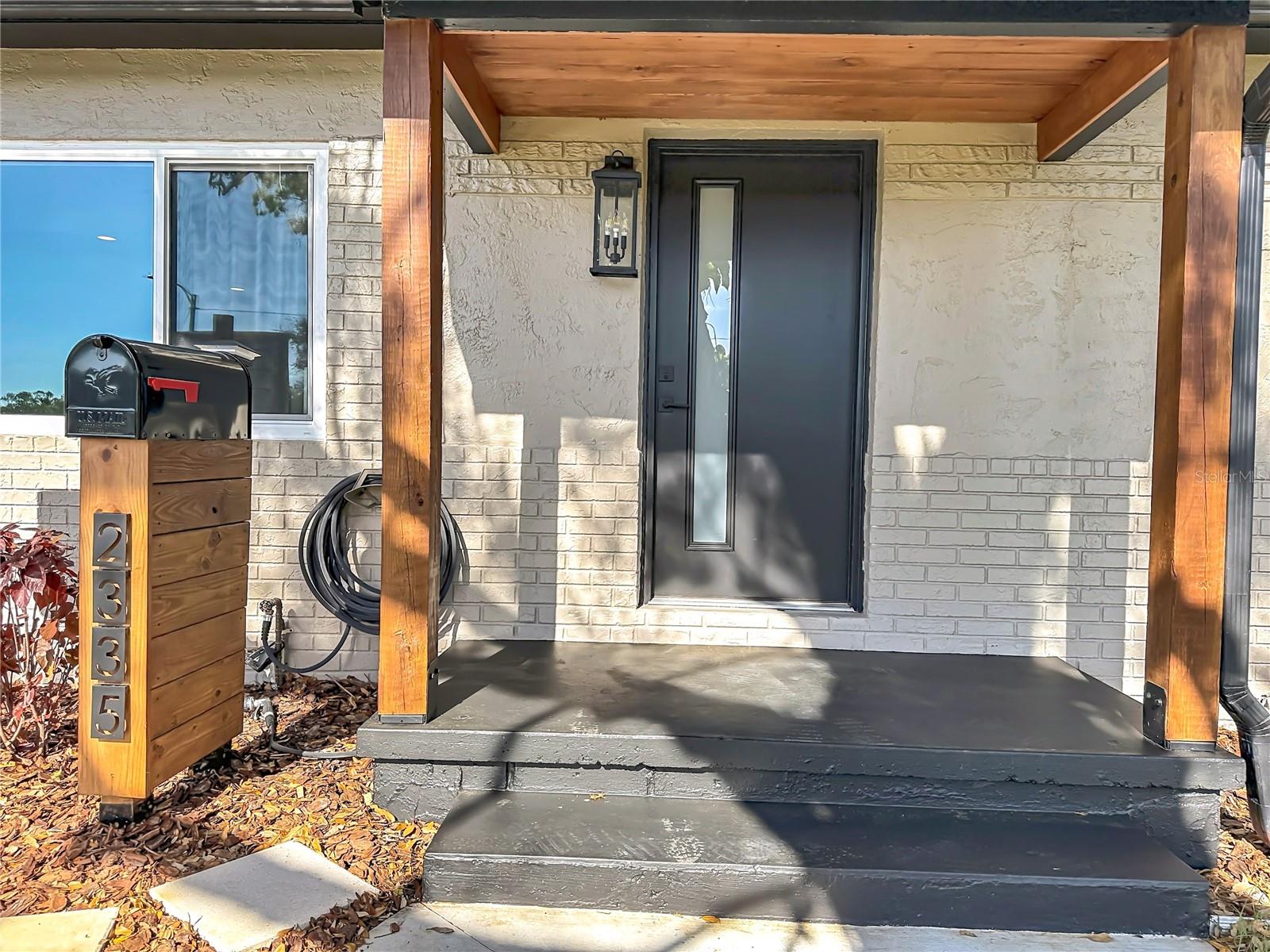 Image 11 of 71 For 2335 Murilla Way S