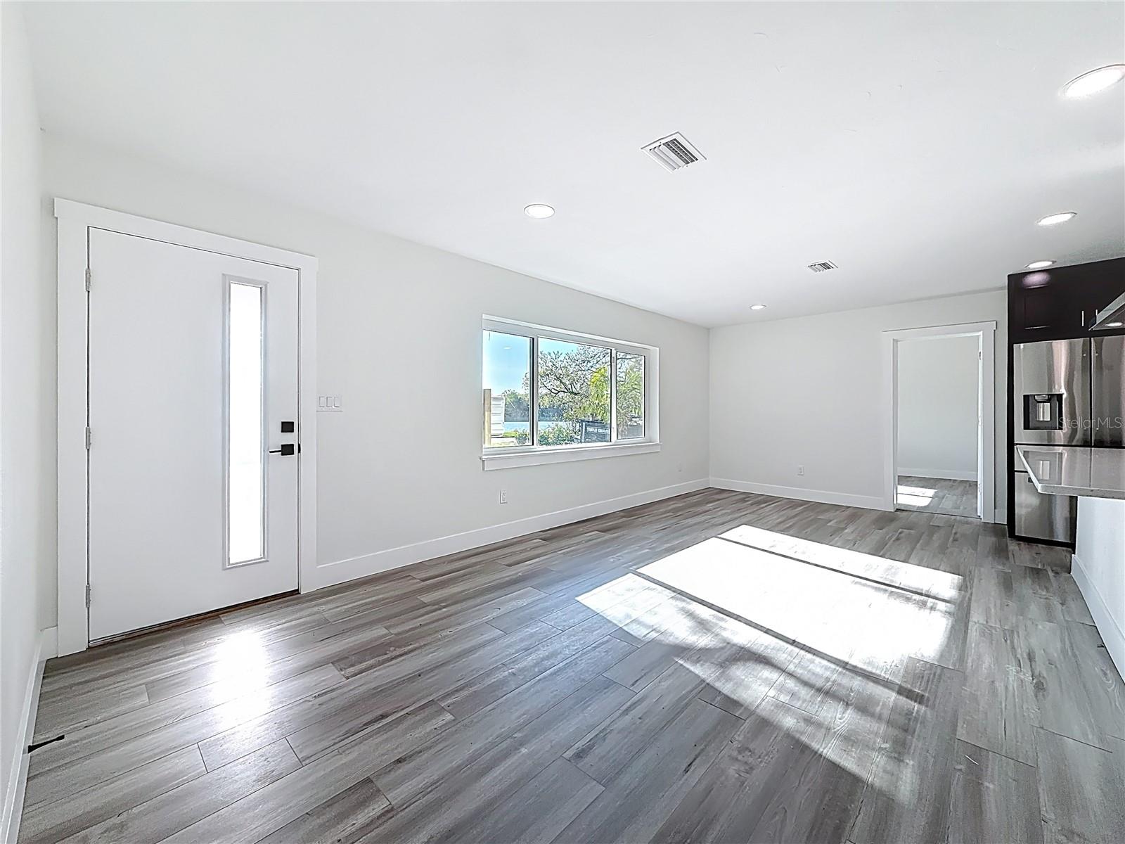 Image 12 of 71 For 2335 Murilla Way S