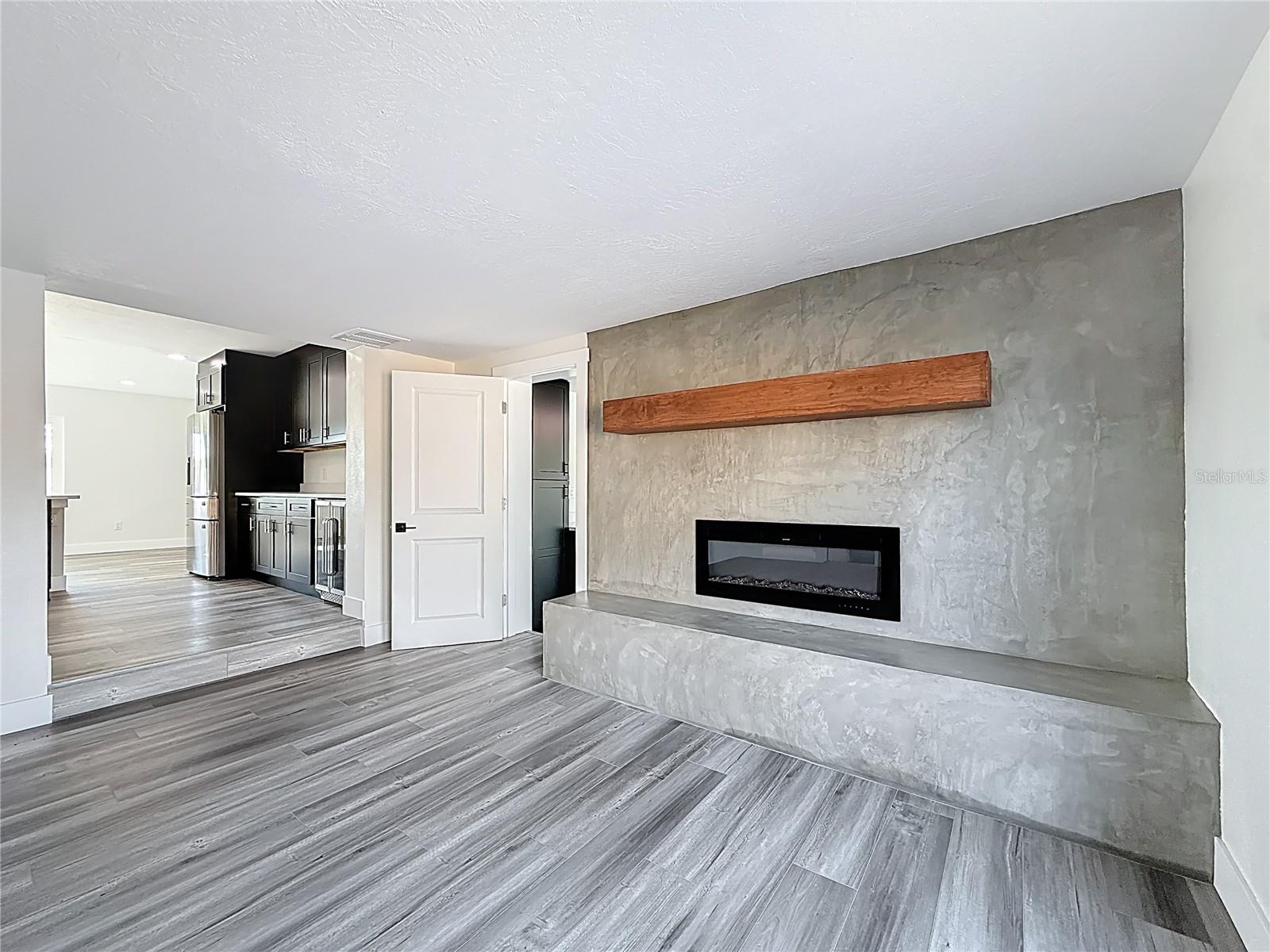 Image 26 of 71 For 2335 Murilla Way S