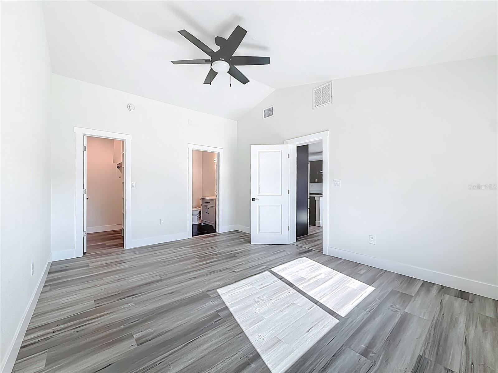 Image 38 of 71 For 2335 Murilla Way S