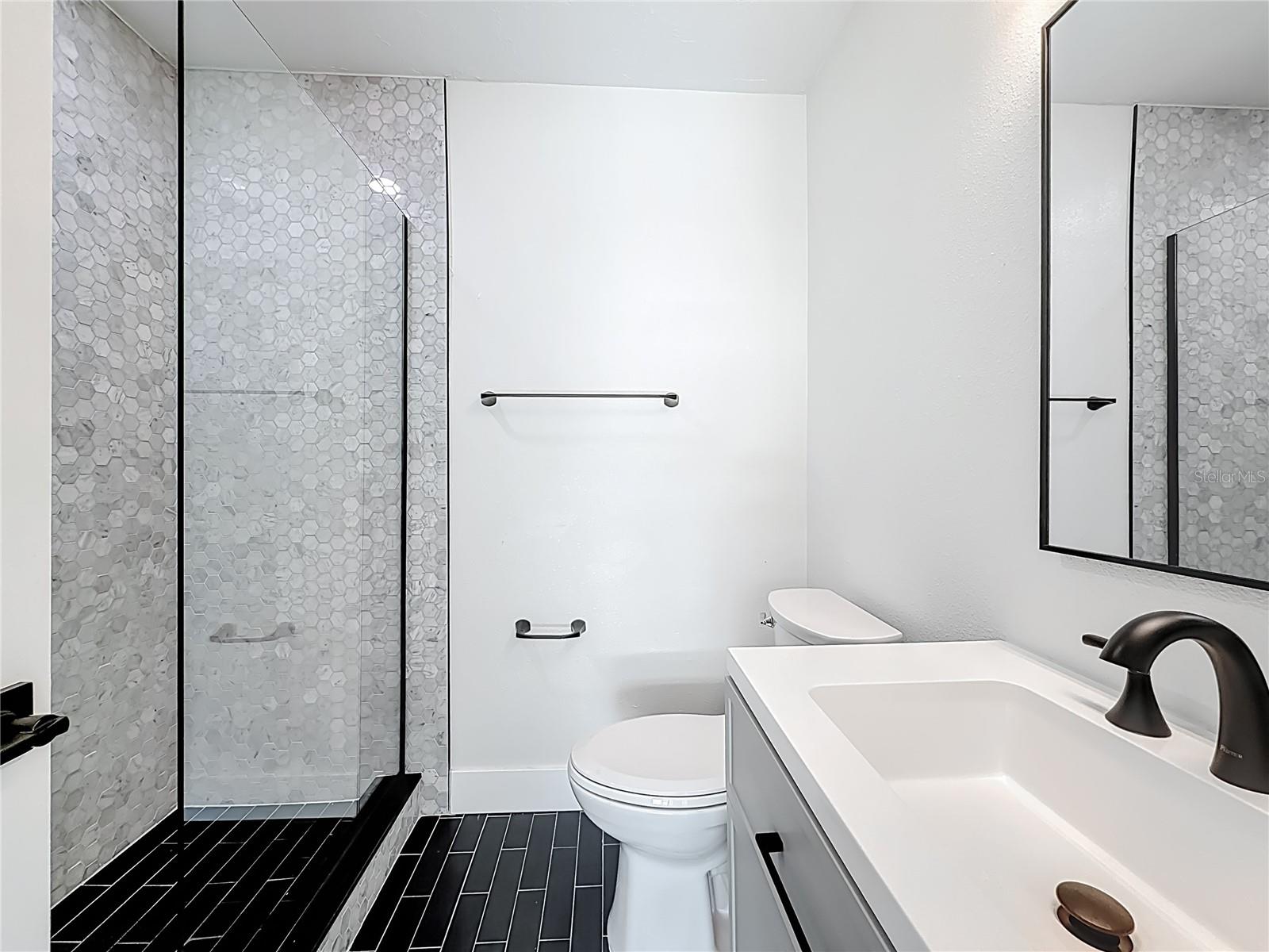 Image 43 of 71 For 2335 Murilla Way S