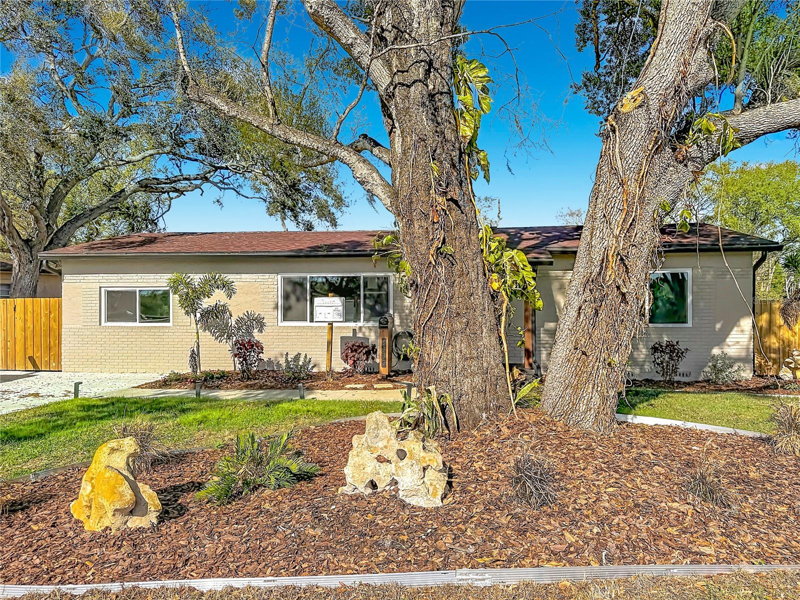 Image 9 of 71 For 2335 Murilla Way S