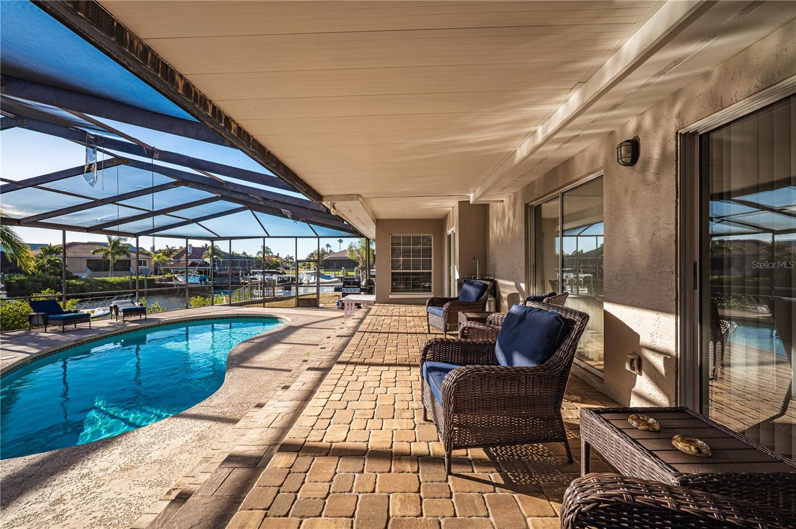 Image 32 of 36 For 930 Symphony Isles Boulevard