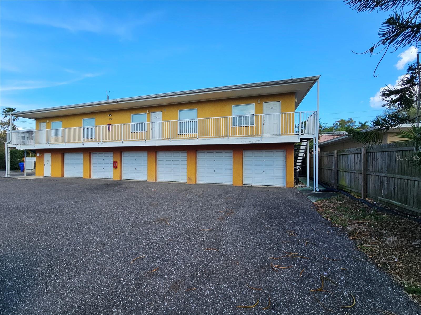 Image 3 of 14 For 119 Evergreen Avenue 203