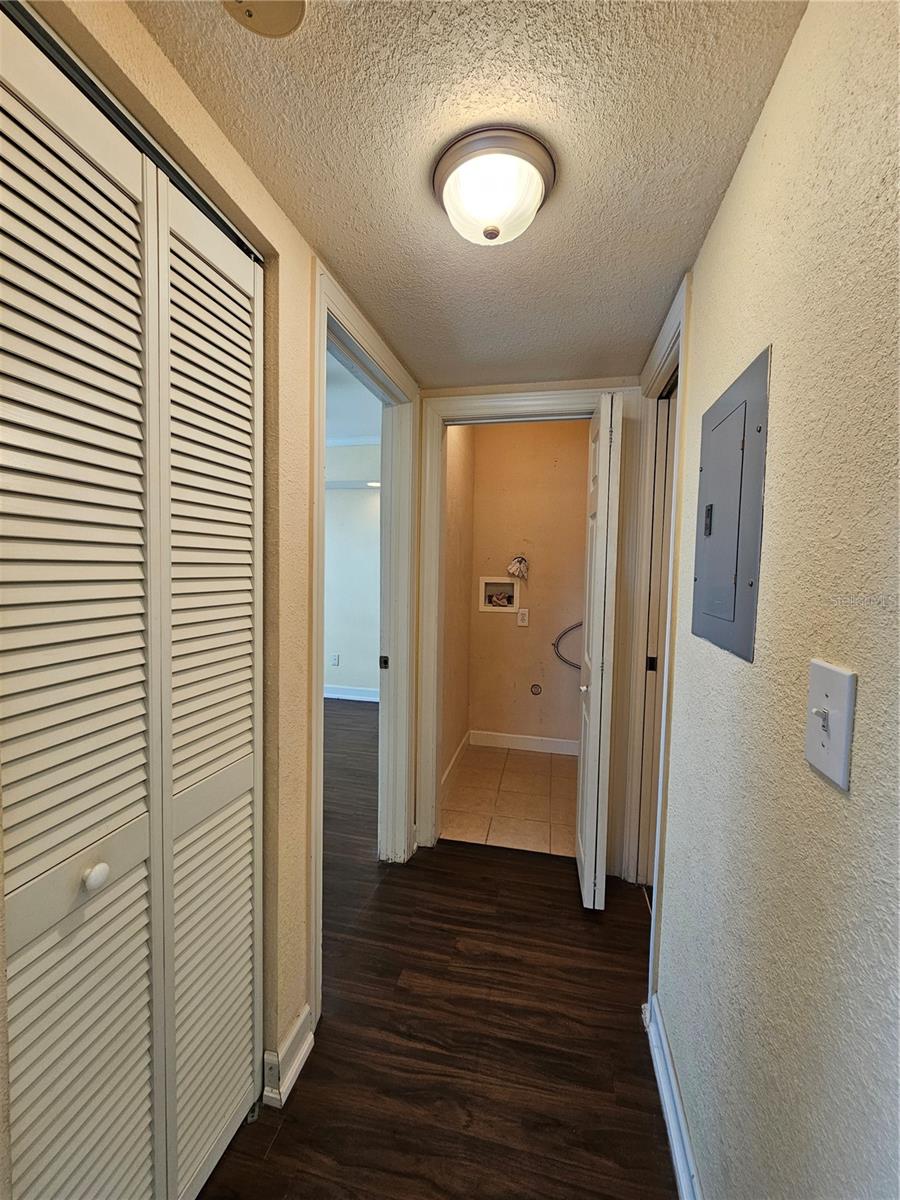 Image 8 of 14 For 119 Evergreen Avenue 203