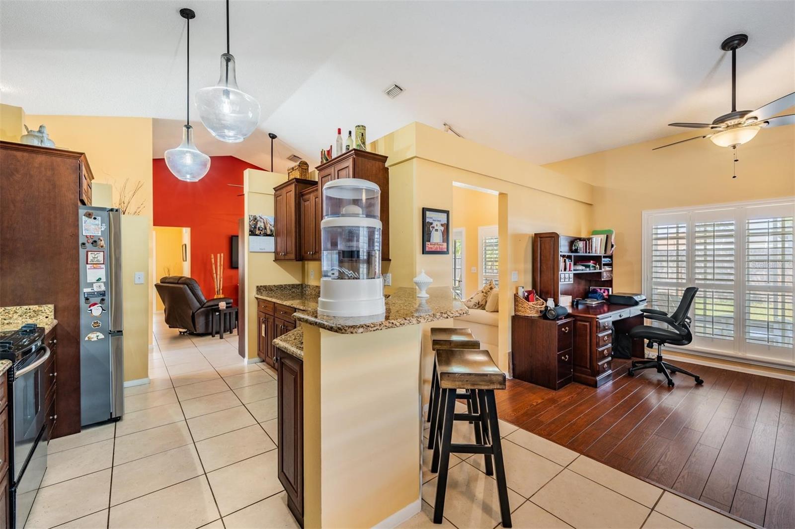 Image 11 of 34 For 1505 Lakehurst Way