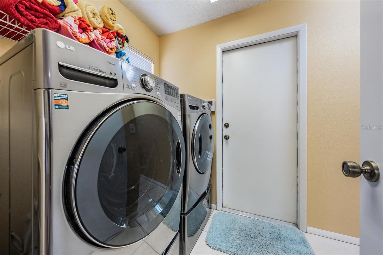 Image 22 of 34 For 1505 Lakehurst Way