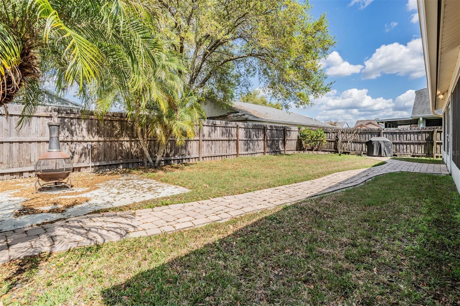 Image 26 of 34 For 1505 Lakehurst Way