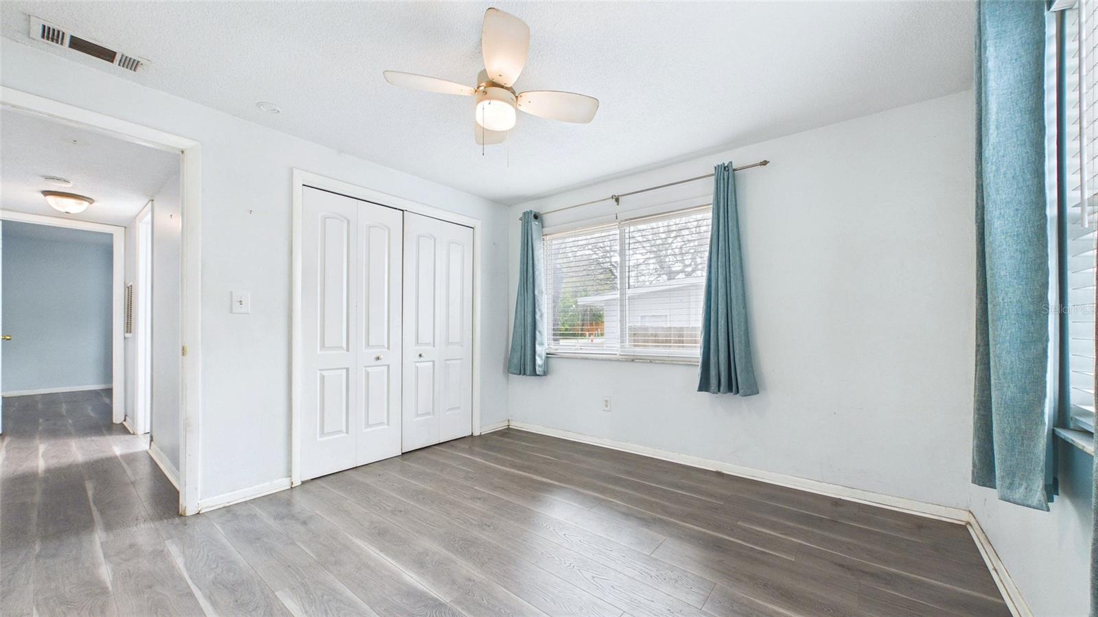 Image 14 of 37 For 1990 Carolina Avenue