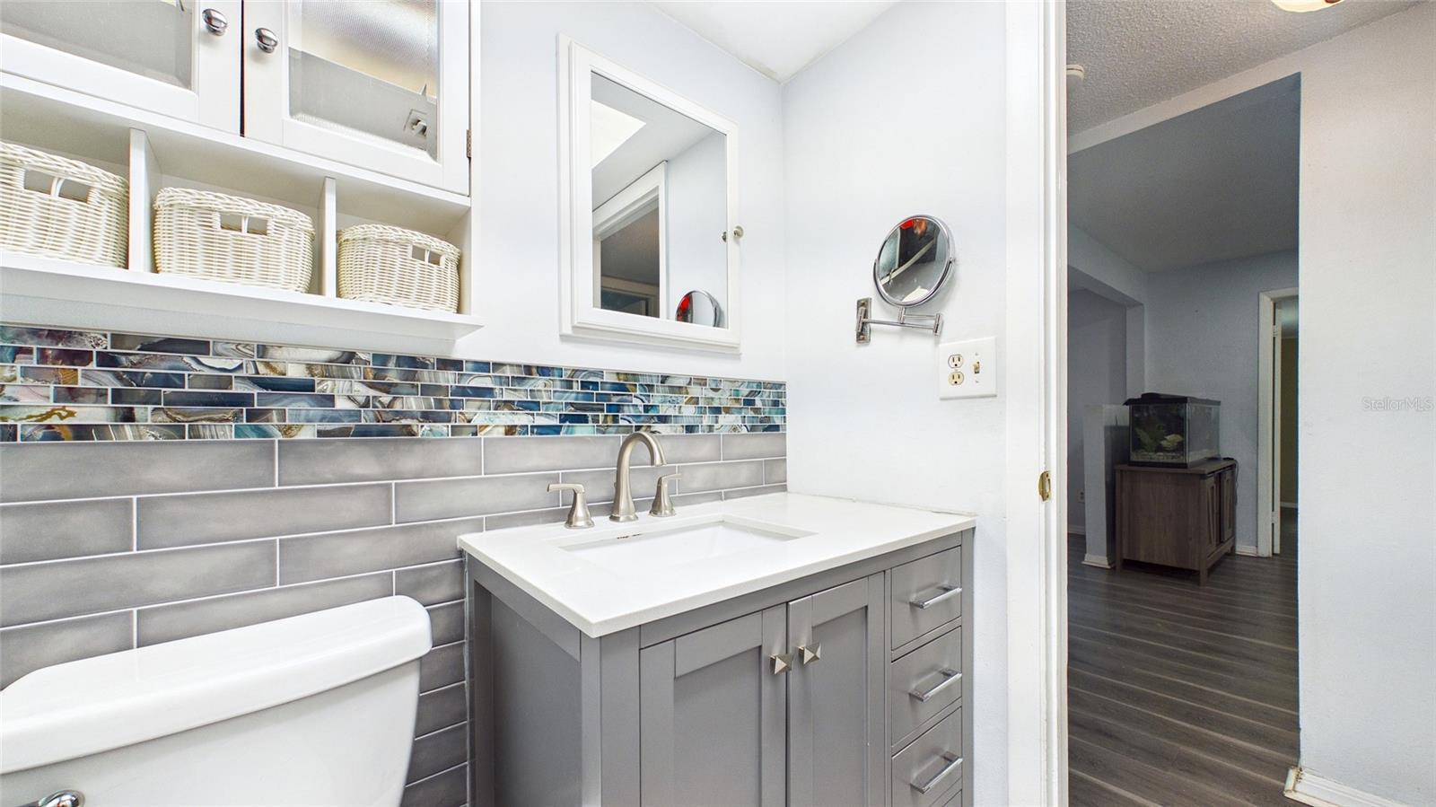 Image 17 of 37 For 1990 Carolina Avenue