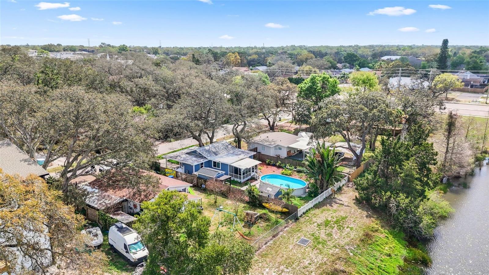 Image 32 of 37 For 1990 Carolina Avenue