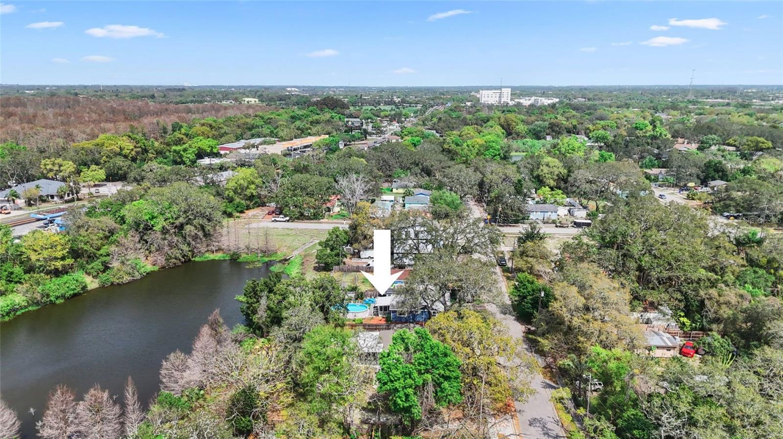 Image 34 of 37 For 1990 Carolina Avenue