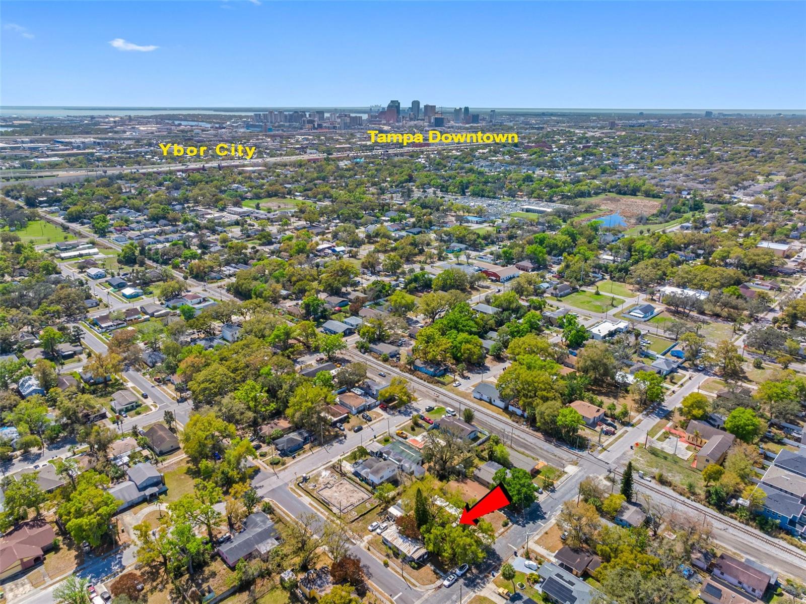 Listing photo id 50 for 3007 Chipco Street