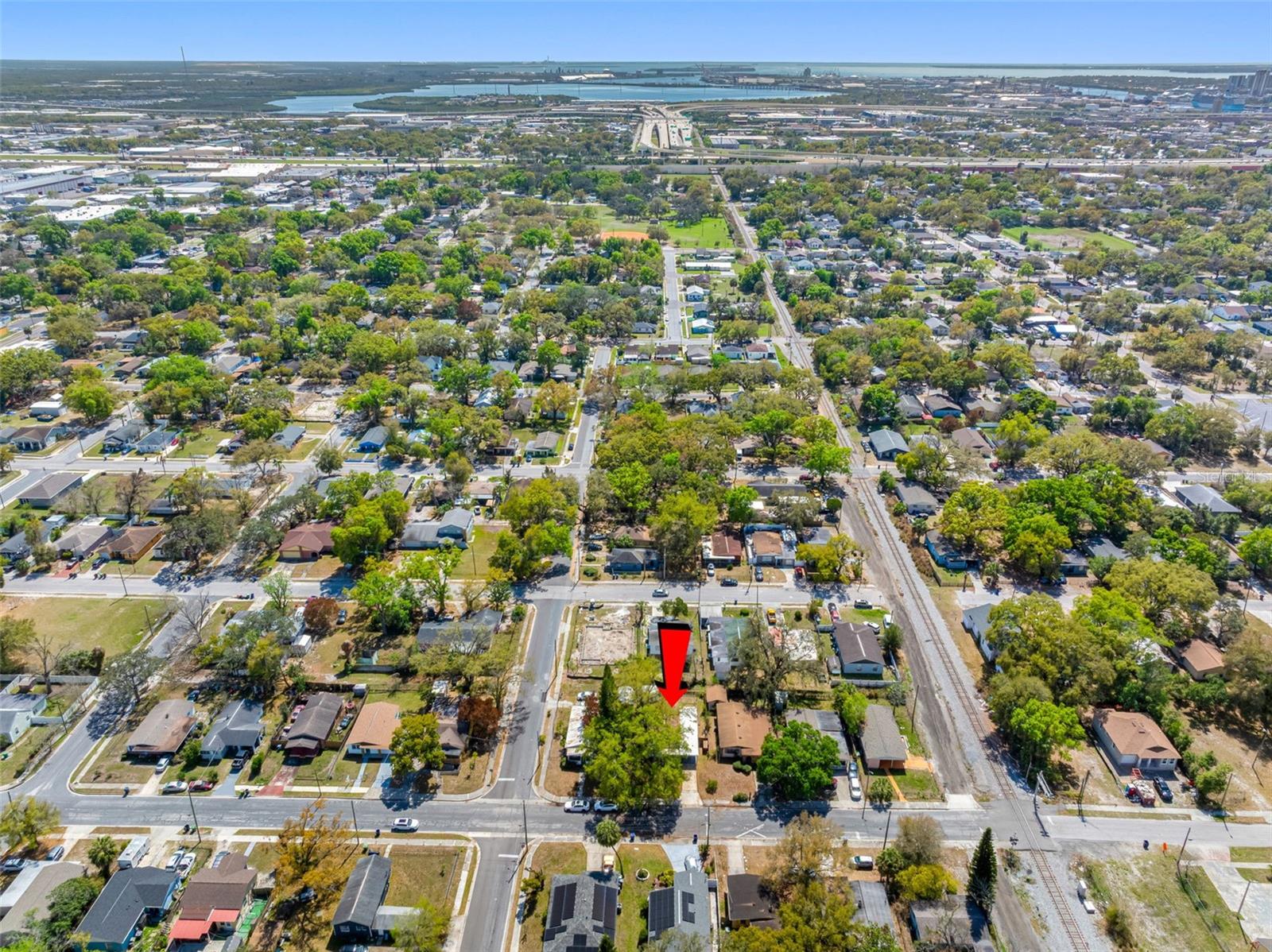 Listing photo id 53 for 3007 Chipco Street