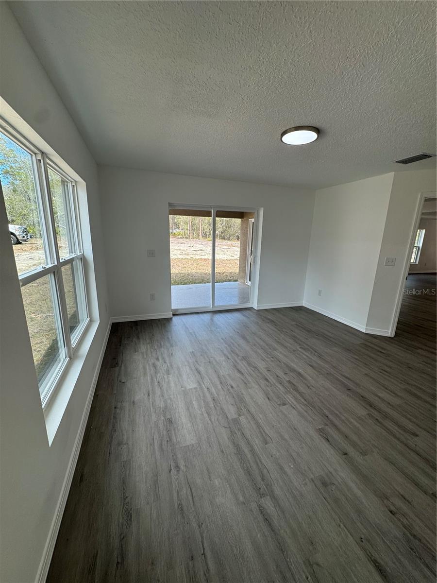 Image 12 of 35 For 8448 Balm Street