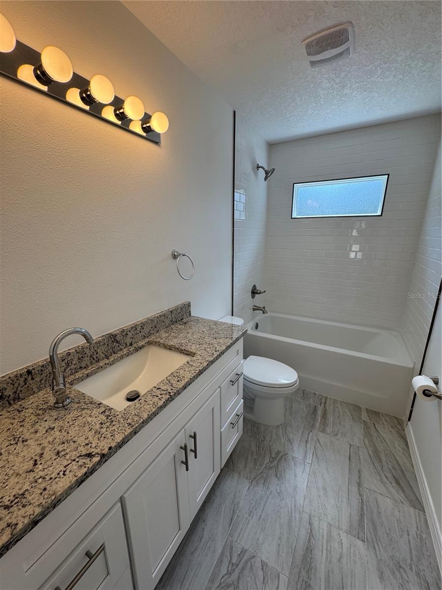 Image 16 of 35 For 8448 Balm Street