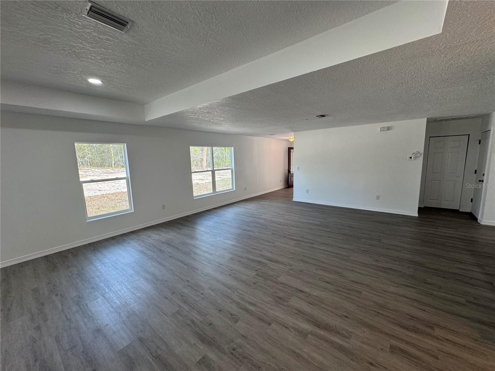 Image 21 of 35 For 8448 Balm Street