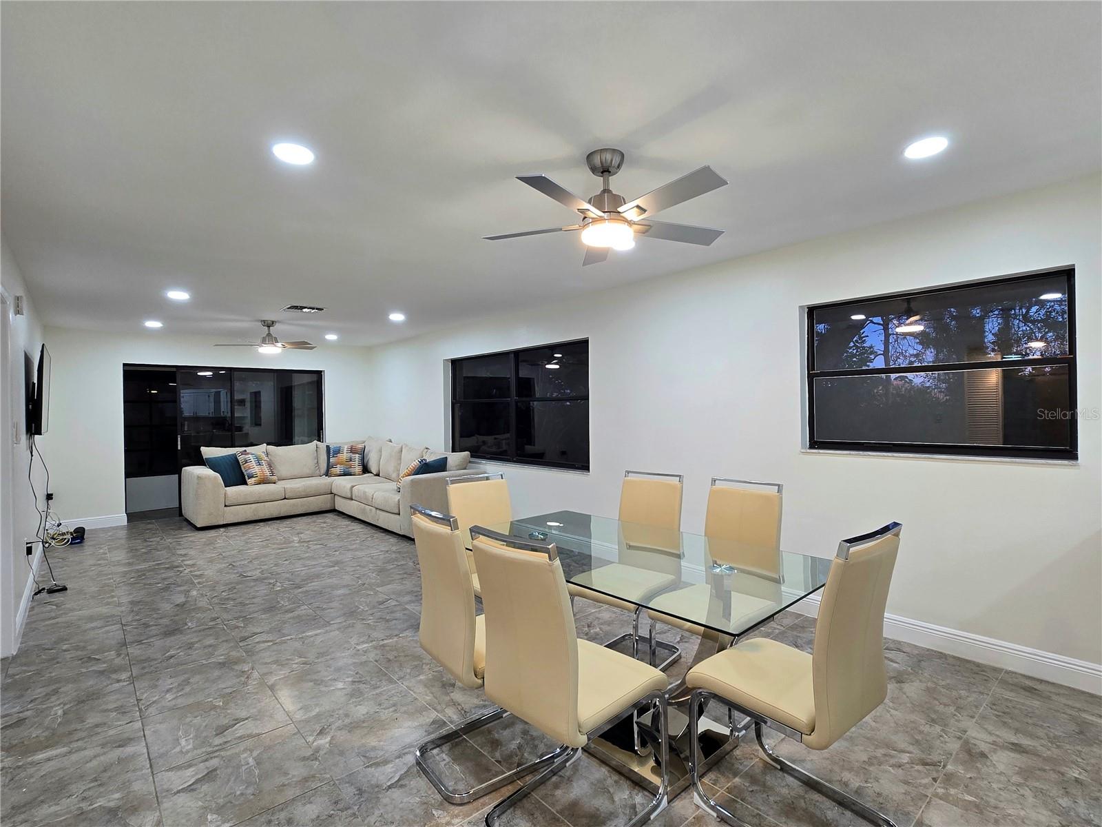 Image 3 of 47 For 2009 Hammock Pine Boulevard 2009