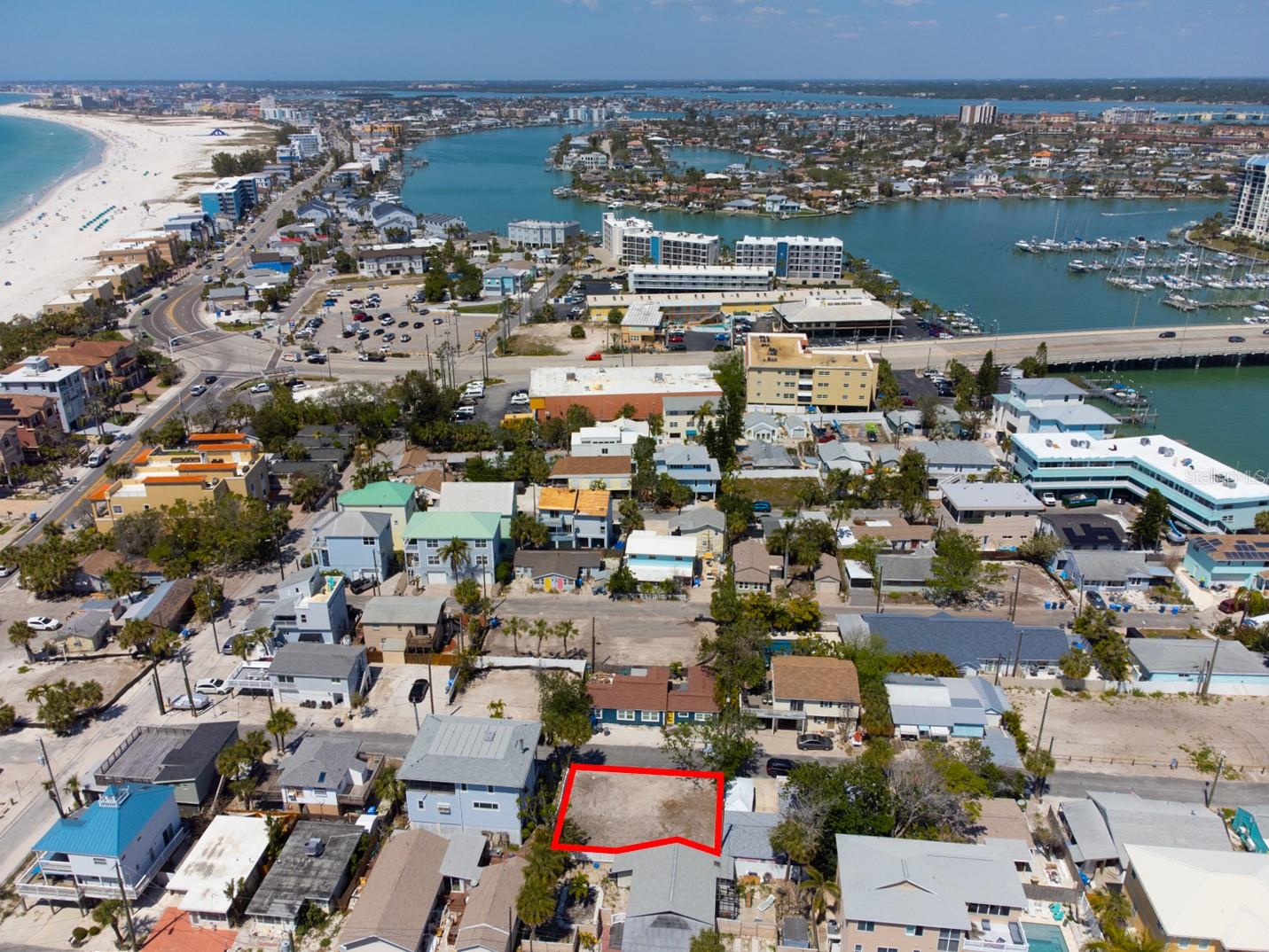 Image 4 of 10 For 117 92 Avenue