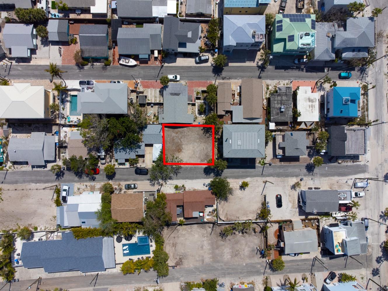 Image 6 of 10 For 117 92 Avenue