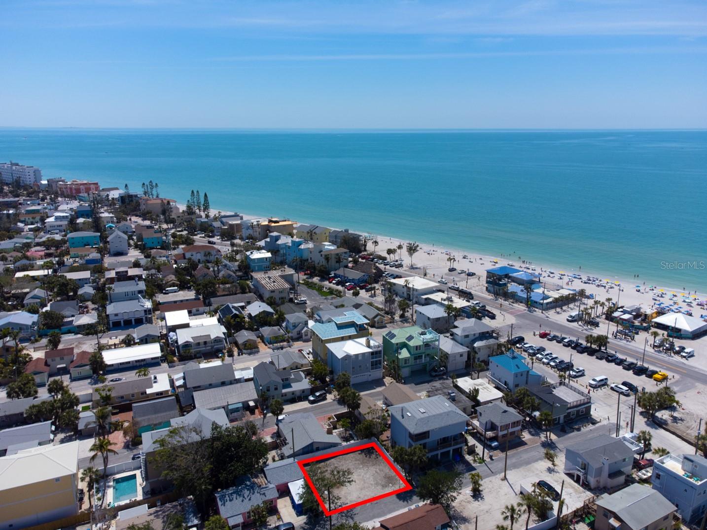 Image 8 of 10 For 117 92 Avenue