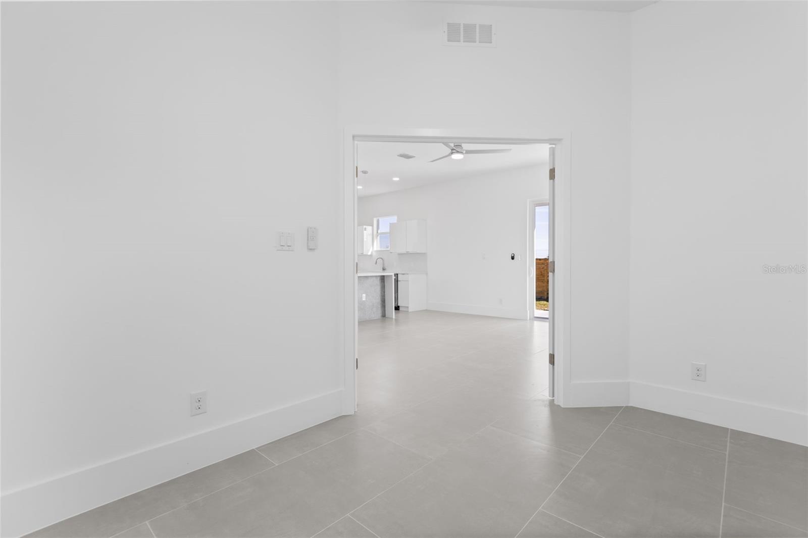 Image 22 of 31 For 152 Pennfield Street