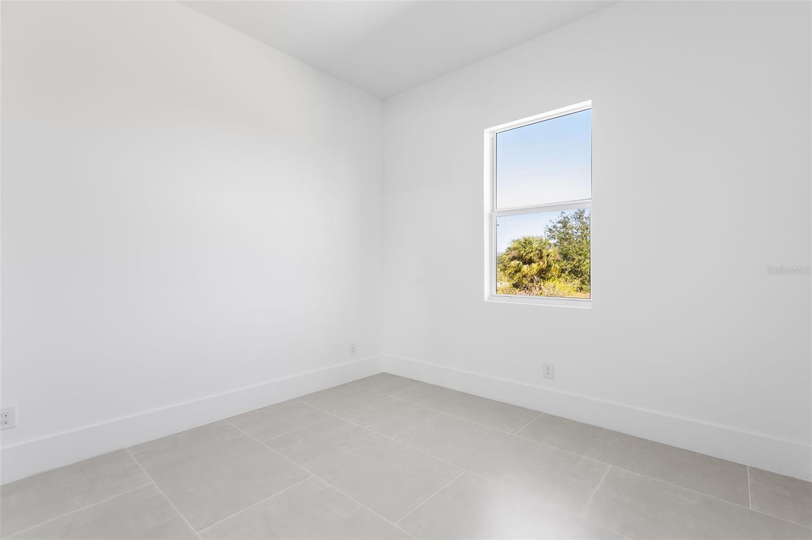 Image 27 of 31 For 152 Pennfield Street