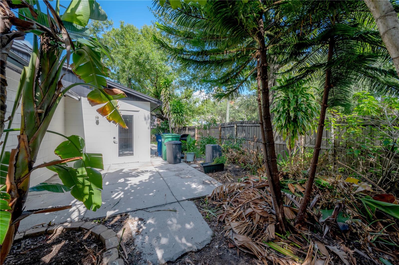 Image 11 of 43 For 6901 Fitzgerald Street