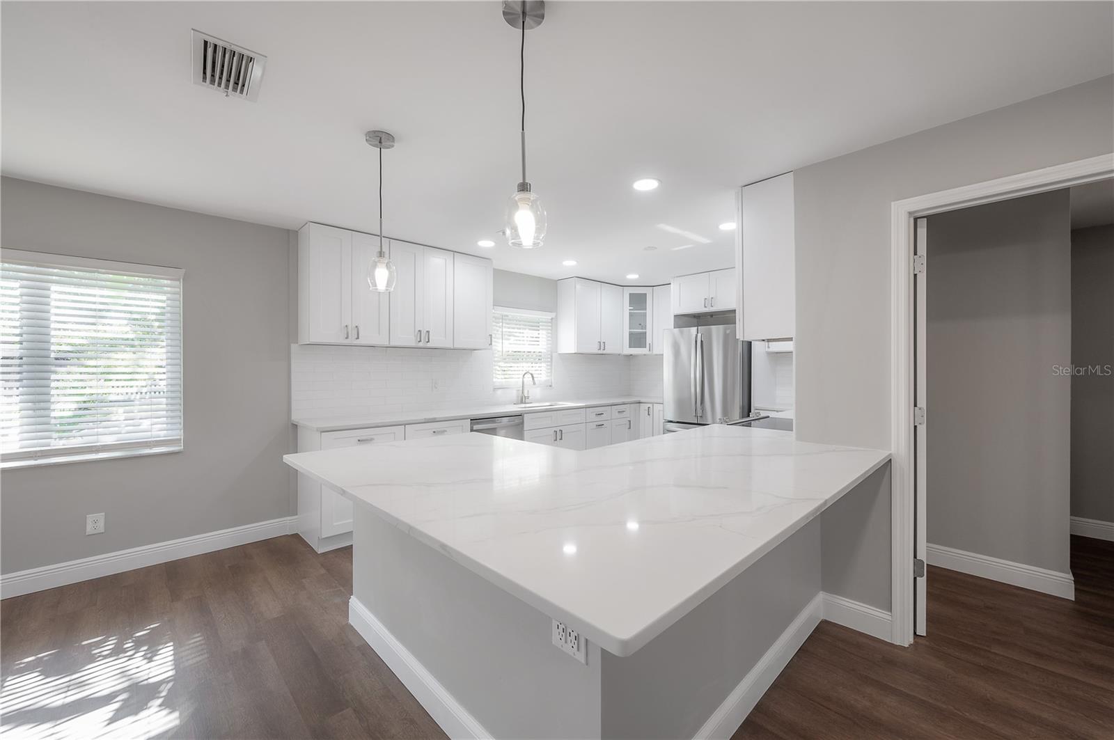 Image 14 of 43 For 6901 Fitzgerald Street