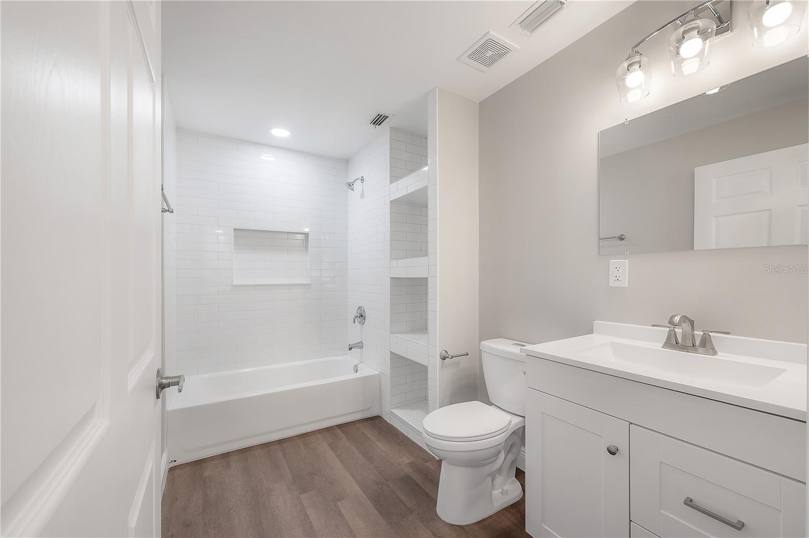 Image 22 of 43 For 6901 Fitzgerald Street