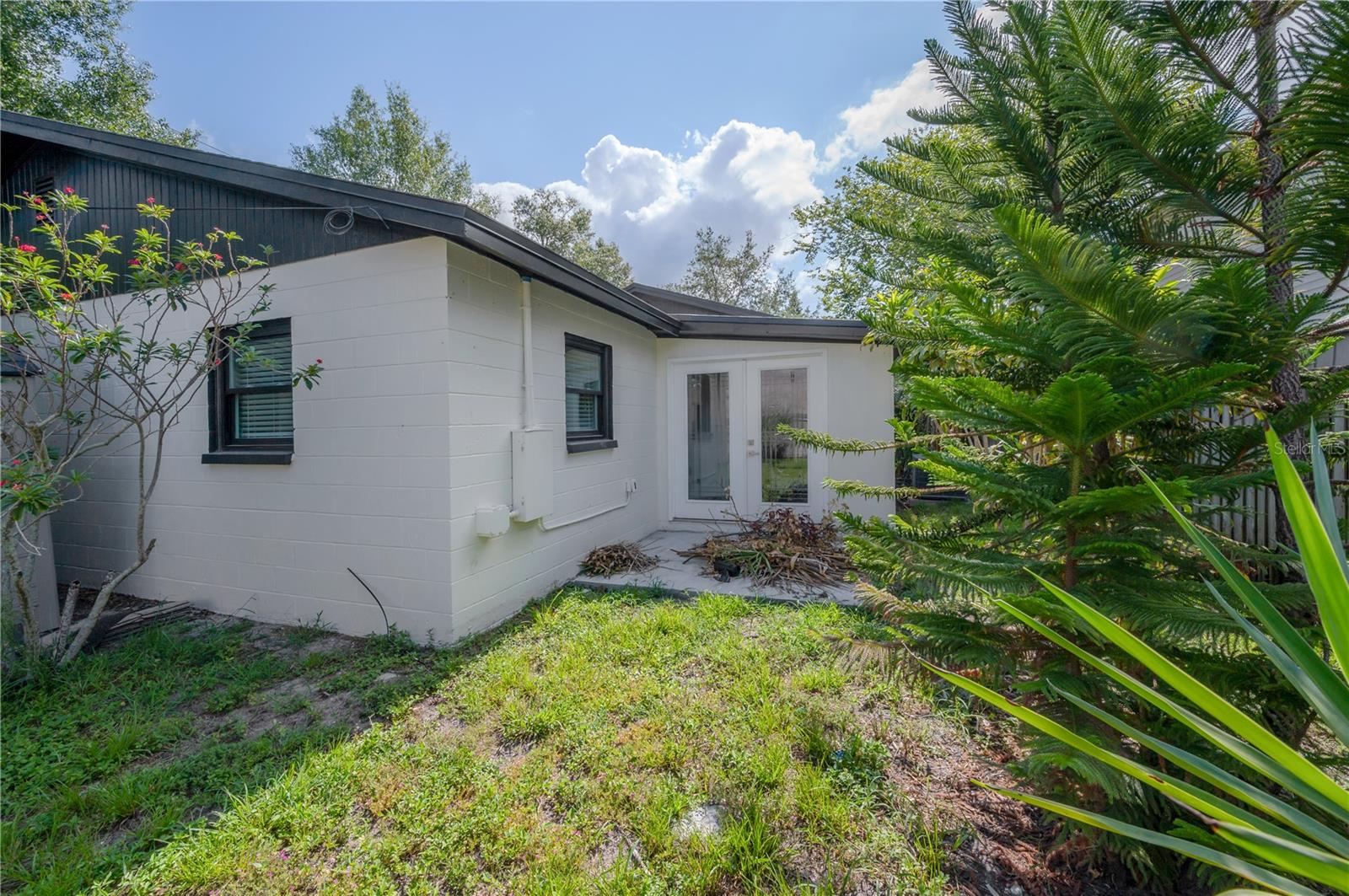 Image 9 of 43 For 6901 Fitzgerald Street