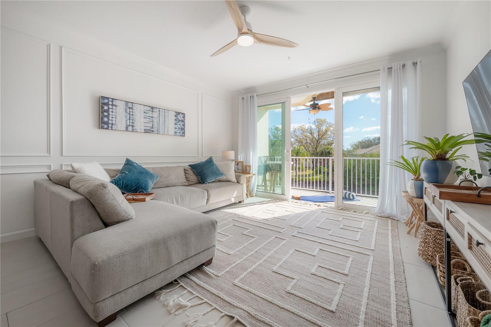 Image 3 of 57 For 120 Brent Circle