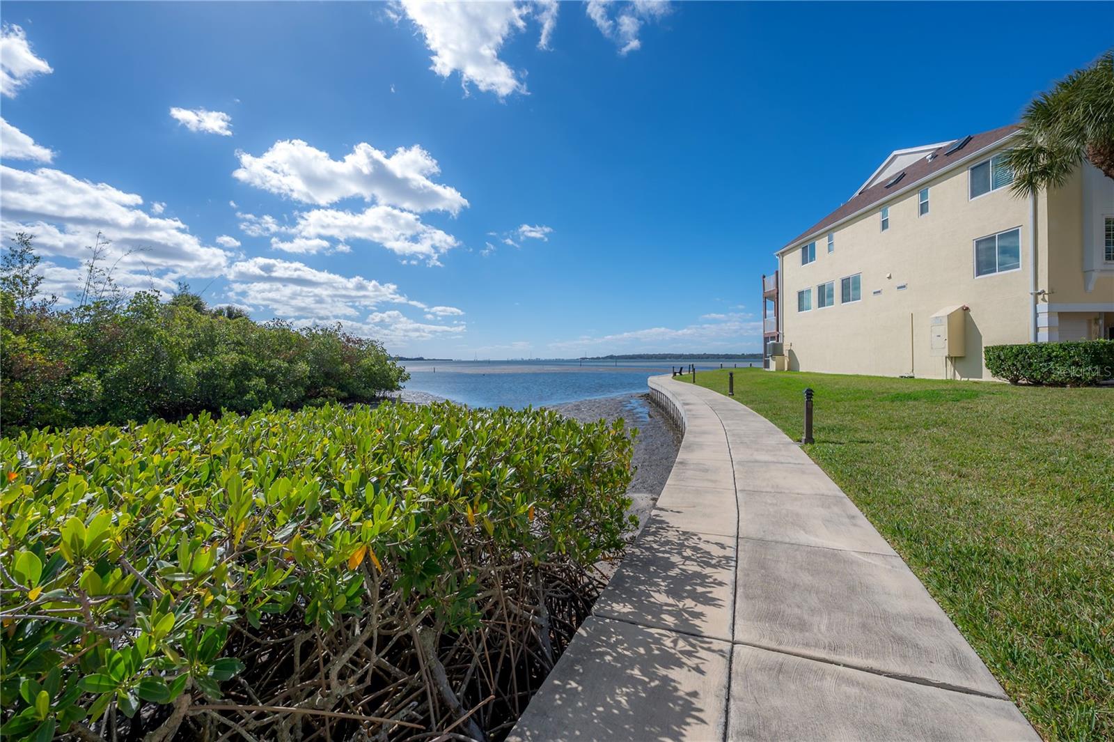 Image 46 of 57 For 120 Brent Circle