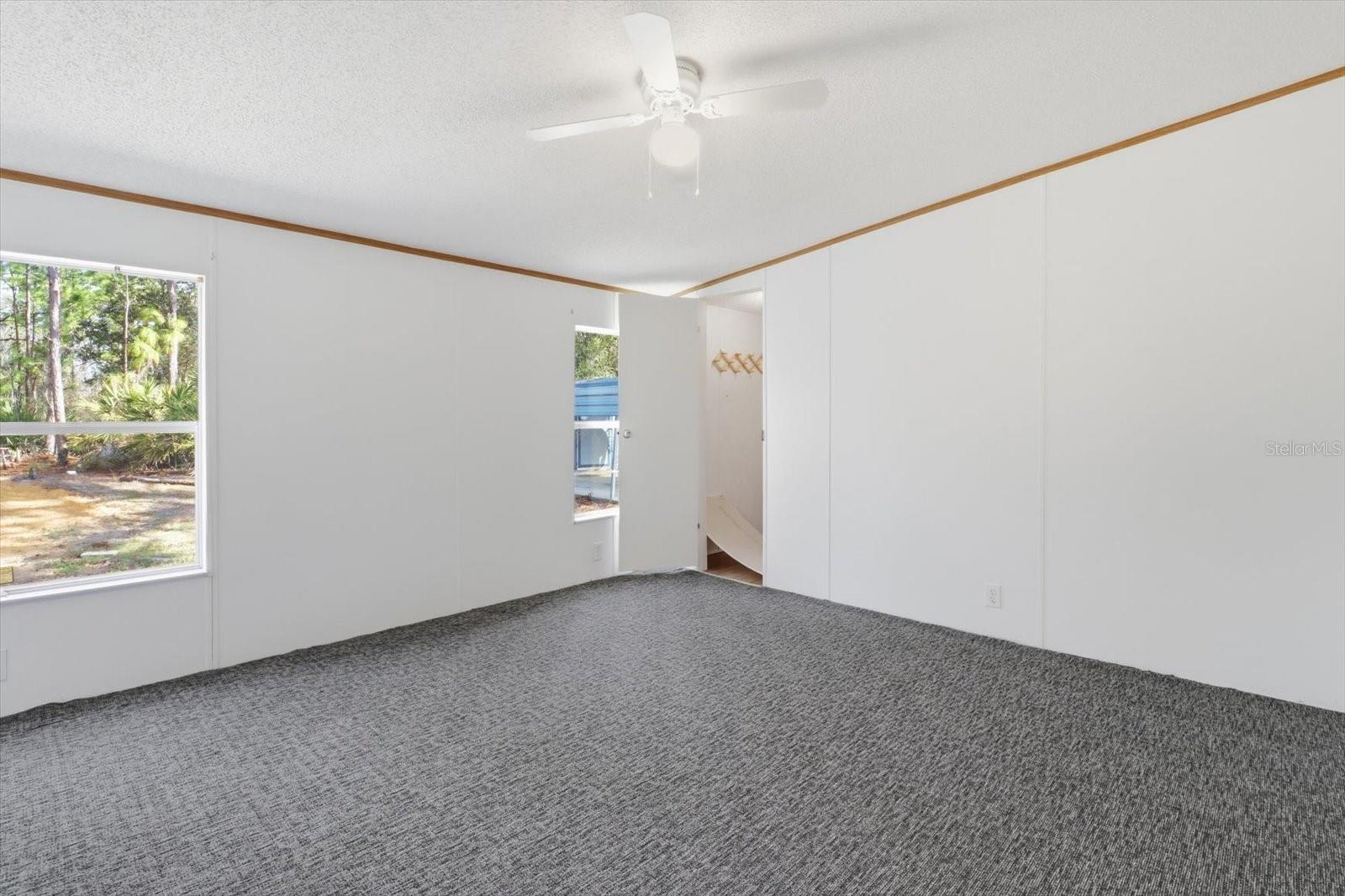 Image 16 of 40 For 8353 Kimberly Court