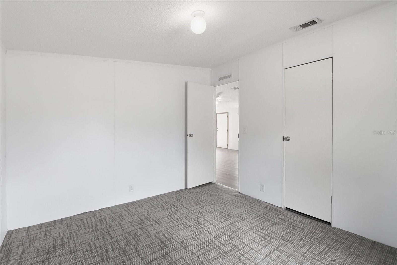 Image 22 of 40 For 8353 Kimberly Court