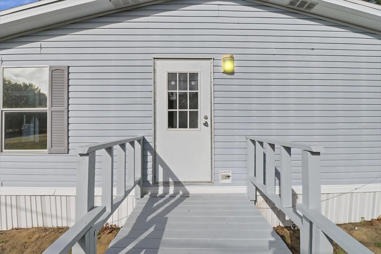 Image 27 of 40 For 8353 Kimberly Court