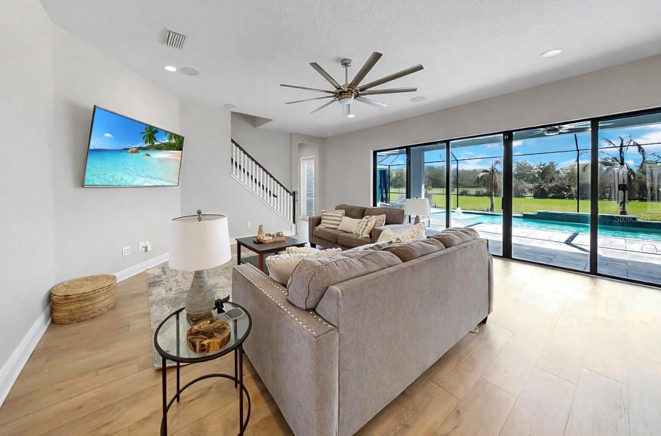 Image 15 of 70 For 14261 Swiss Bridge Drive