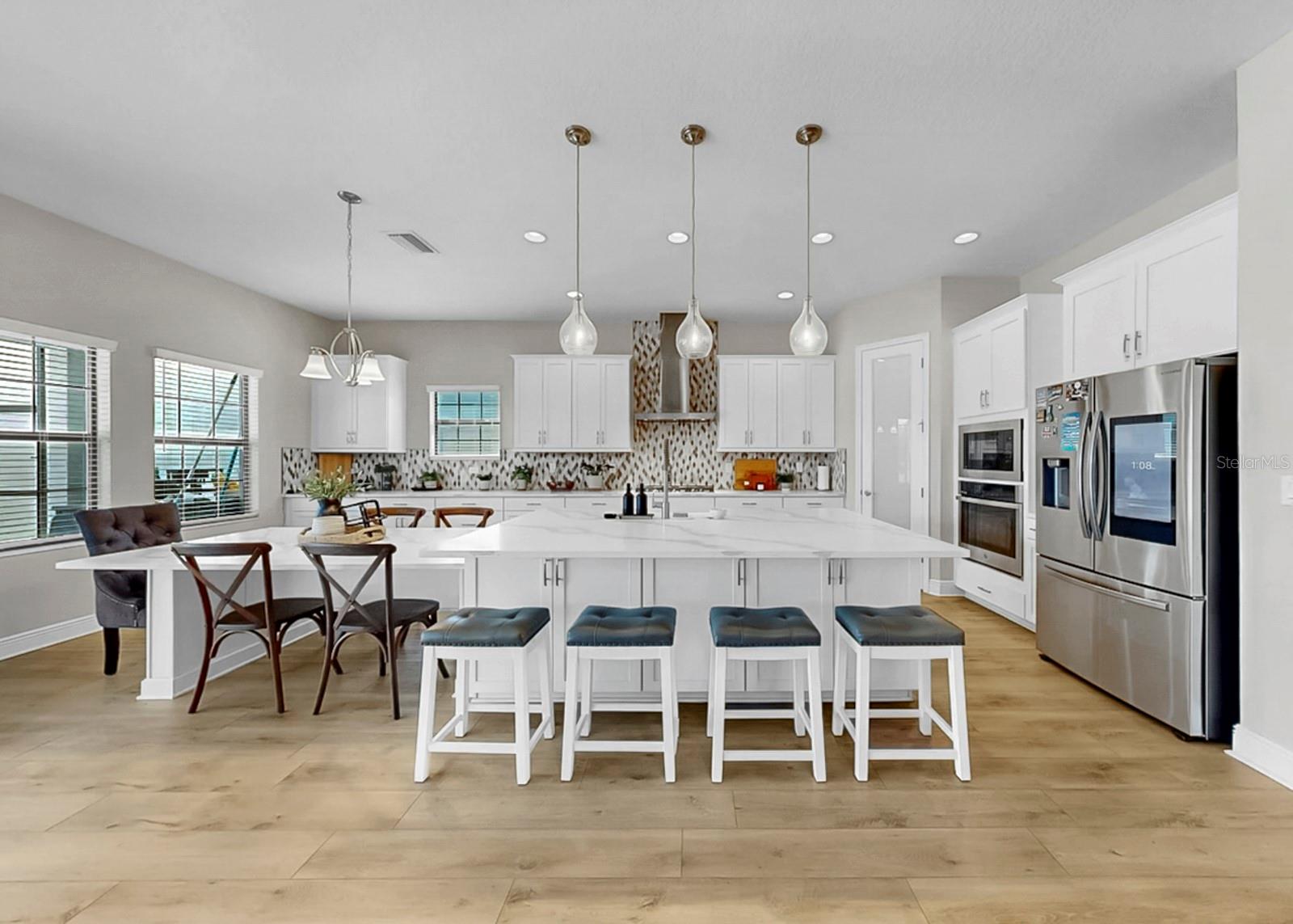 Image 17 of 70 For 14261 Swiss Bridge Drive