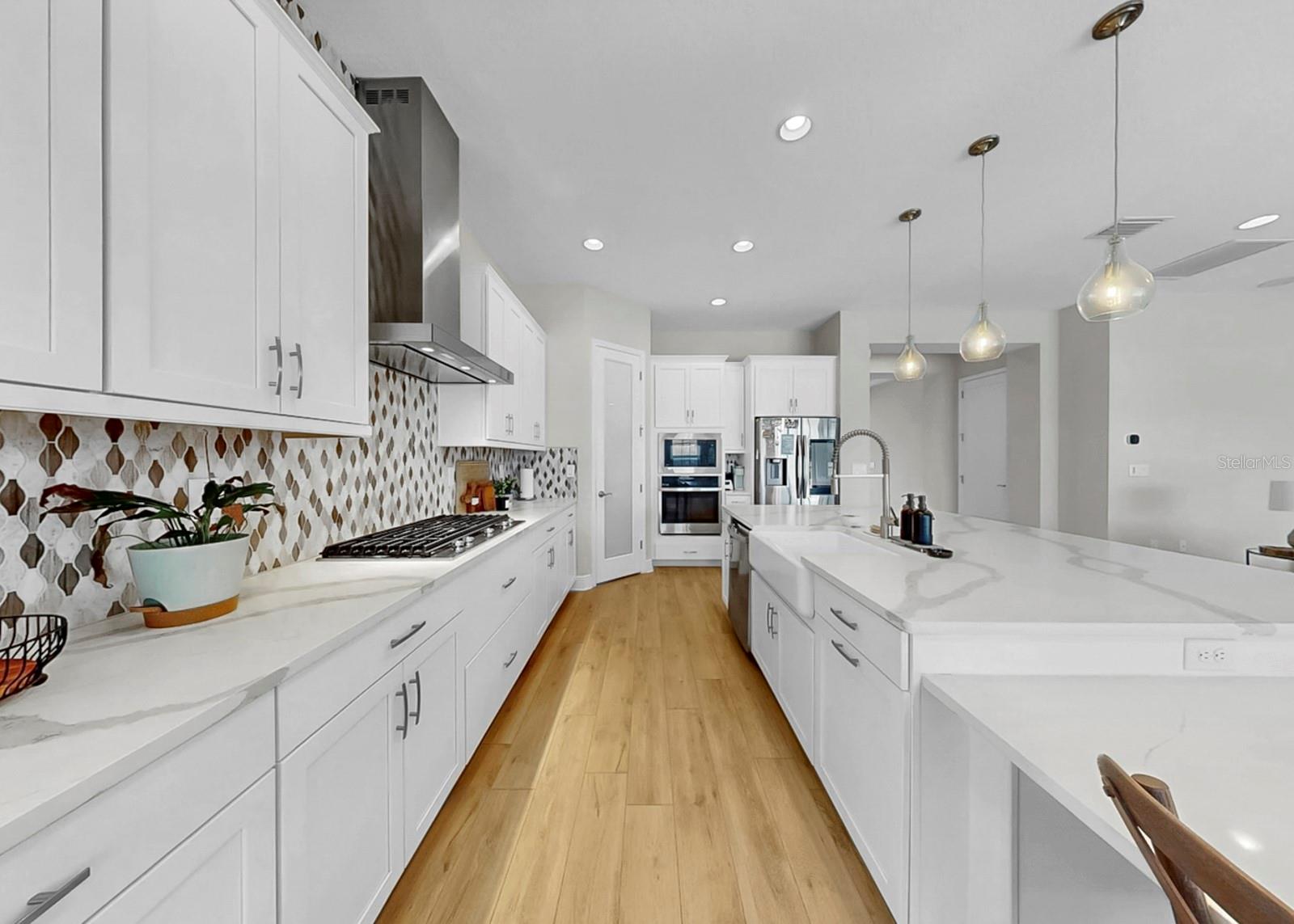 Image 22 of 70 For 14261 Swiss Bridge Drive