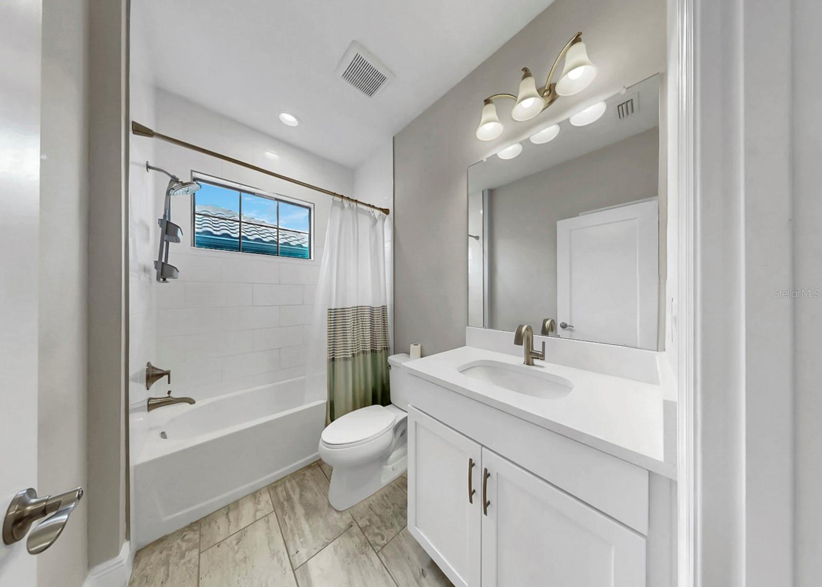 Image 45 of 70 For 14261 Swiss Bridge Drive