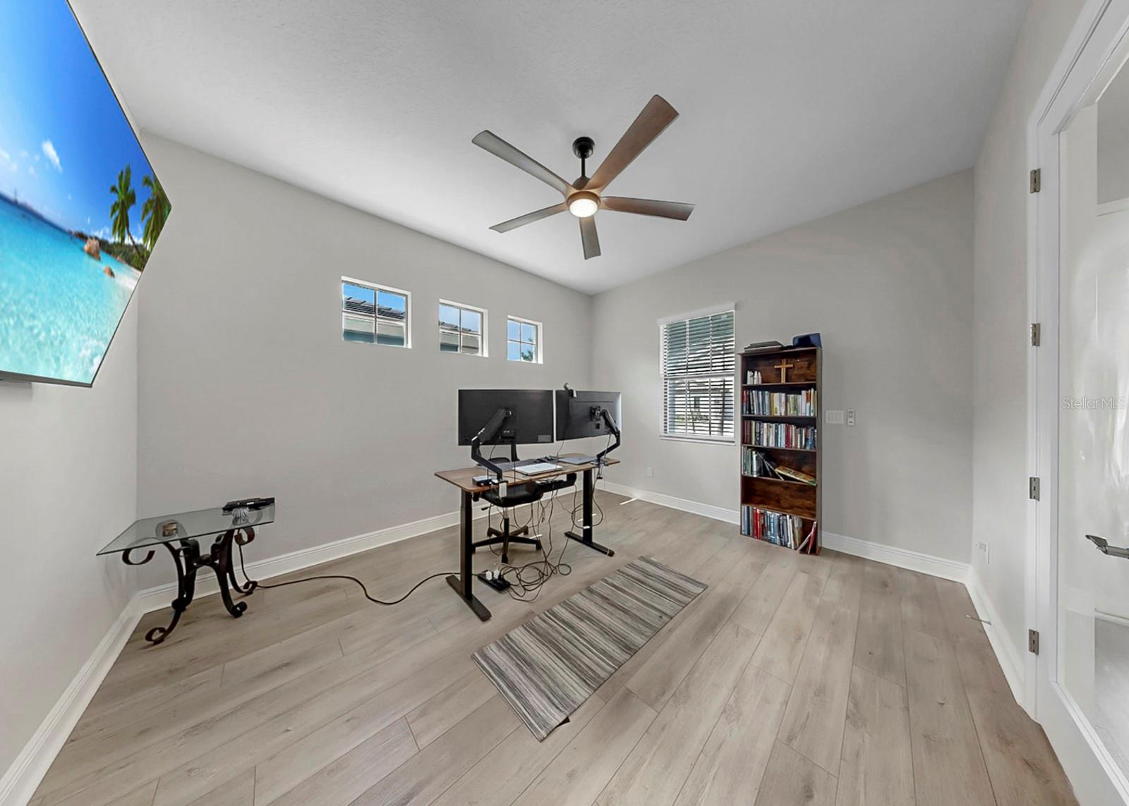 Image 9 of 70 For 14261 Swiss Bridge Drive