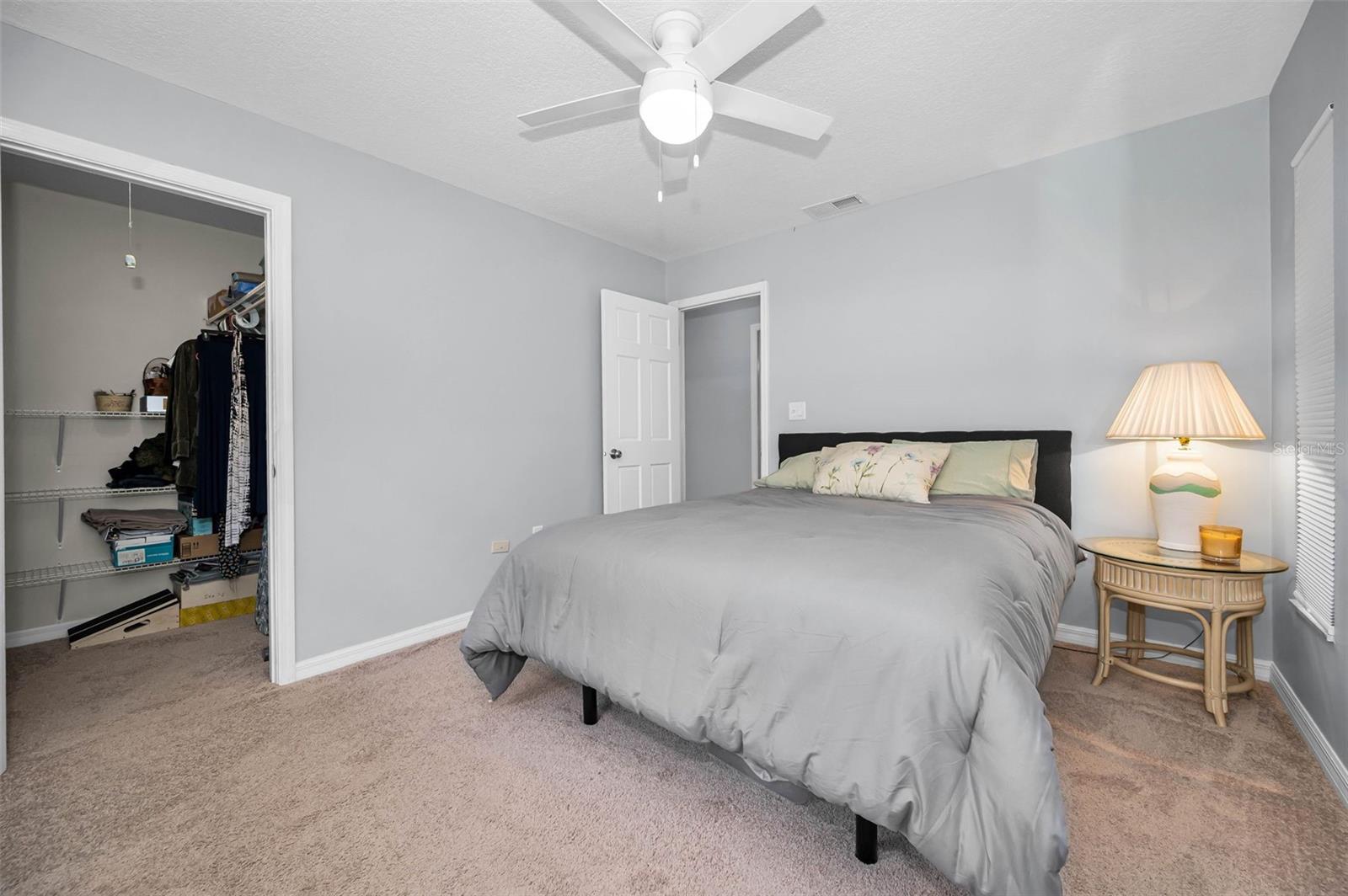 Image 15 of 36 For 852 Oxford Court