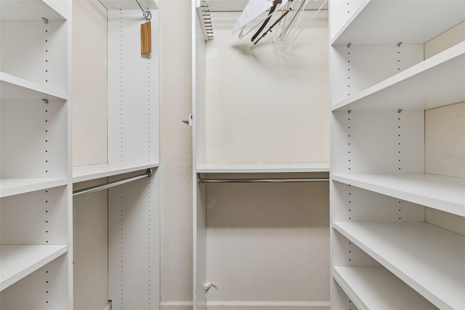 Image 38 of 87 For 9816 Royce Drive