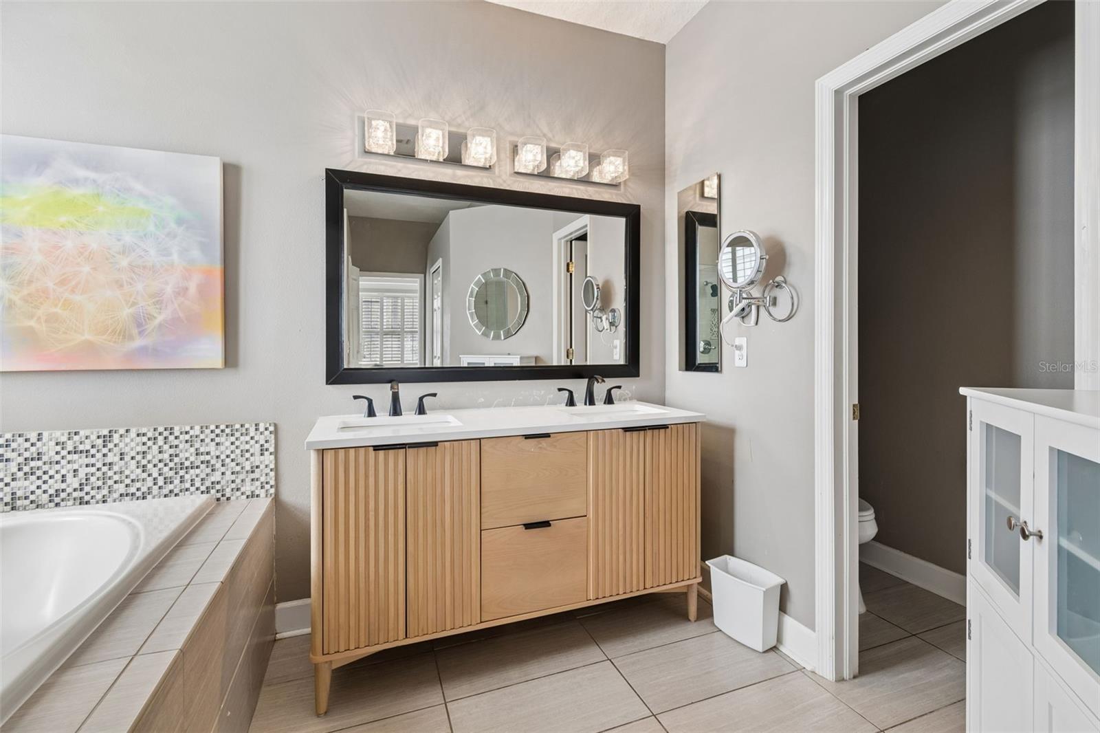 Image 39 of 87 For 9816 Royce Drive