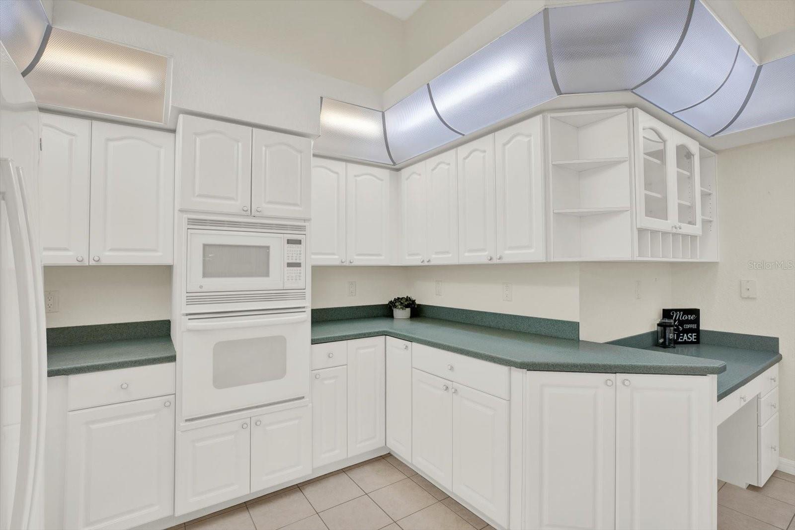 Image 19 of 52 For 8606 Coral Creek Loop