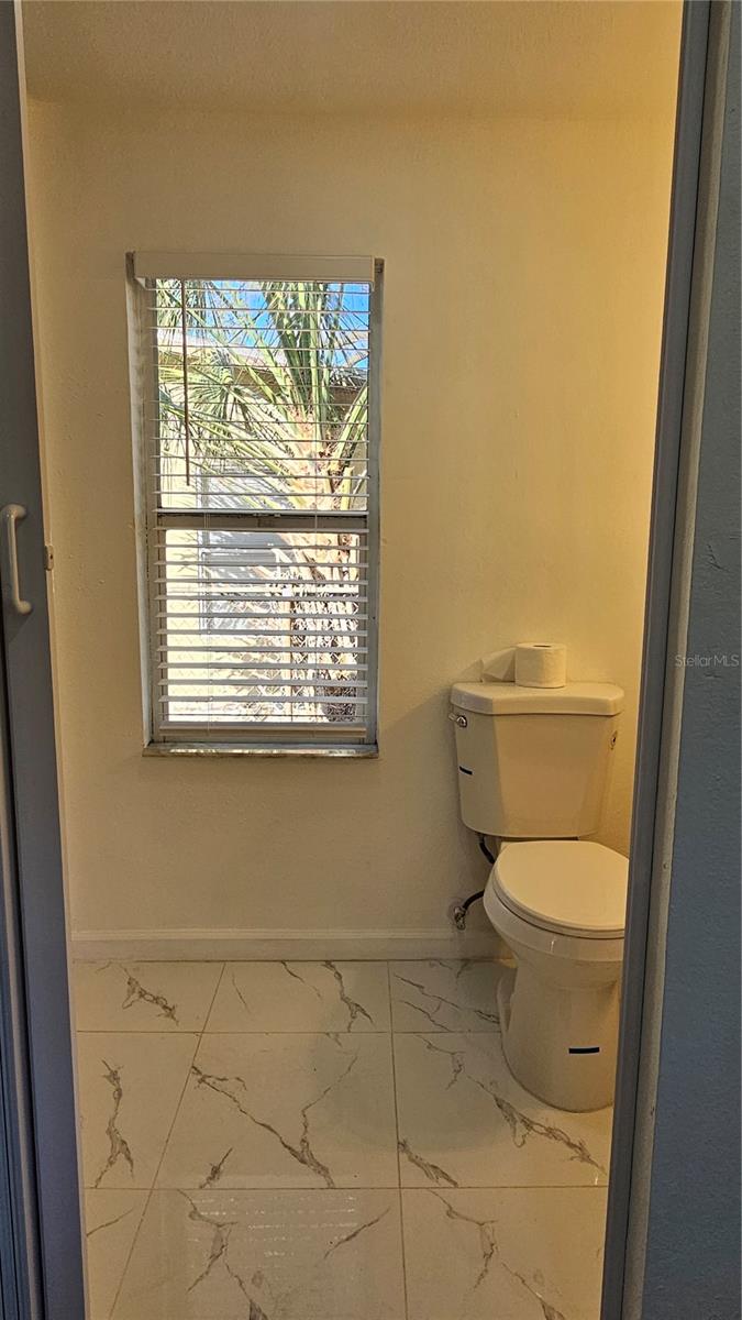 Image 8 of 28 For 1325 Mary L Road