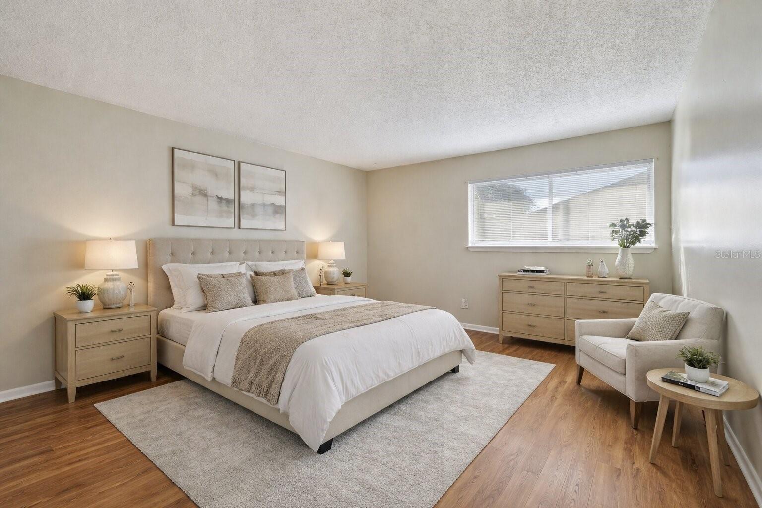 Image 13 of 36 For 6330 Newtown Circle 30b4